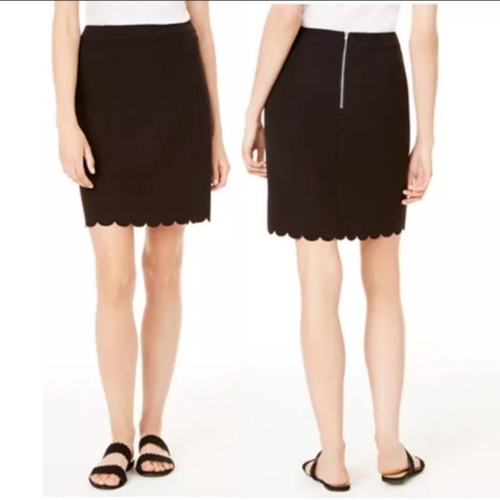 Black scallop edge skirt